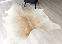 Beige And White Cowhide Rug (Size: 220 X 170 CM)