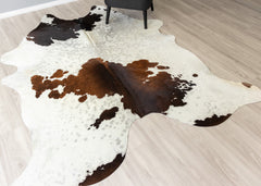 Tri-Color Cowhide Rug (Size: 240 X 210 CM)