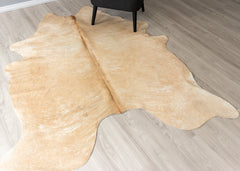 Light Brindle Cowhide Rug (Size: 210 X 180 CM)