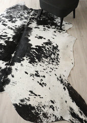 Salt Pepper Black & White Cowhide Rug (Size: 240 X 210 CM) CHR2739