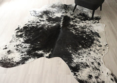 Salt Pepper Black & White Cowhide Rug (Size: 240 X 210 CM) CHR2740