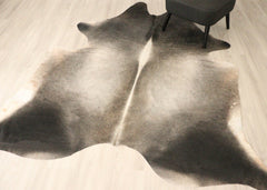 (Rare) Grey Cowhide Rug (Size: 240 X 210 CM) CHR2708