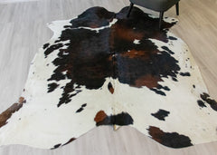 Exotic Tricolor Cowhide Rug (Size: 220 X 210 CM) CHR1878