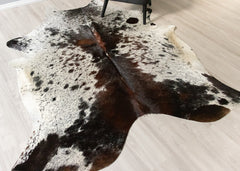(Rare) Salt Pepper Tri-Color Cowhide Rug (Size: 220 X 190 CM) CHR2440