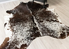 (Rare) Salt Pepper Tri-Color Cowhide Rug (Size: 220 X 210 CM) CHR2435