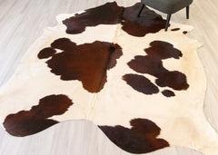 Brown And White Cowhide Rug (Size: 260 X 210 CM) CHR2160