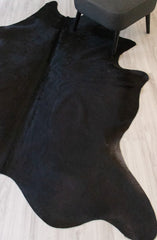 Natural Black Cowhide Rug (Size: 220 X 170 CM) CHR2120