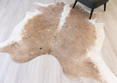 (Rare) Palomino Cowhide Rug (Size: 190 X 180 CM) CHR2121