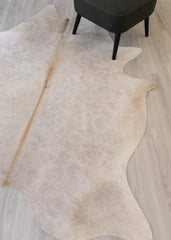 (Rare) Off White Cowhide Rug (Size: 230 X 170 CM) CHR2123