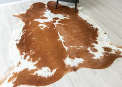 Brown And White Cowhide Rug (Size: 240 X 210 CM) CHR2647