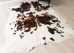 Exotic Tricolor Cowhide Rug (Size: 250 X 220 CM) CHR2634