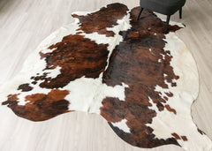 Exotic Tricolor Cowhide Rug (Size: 270 X 220 CM) CHR2606