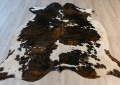 Exotic Tricolor Cowhide Rug (Size: 200 X 180 CM)