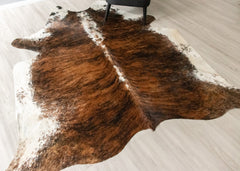 Dark White Spine Belly Brindle Cowhide Rug (Size: 240 X 210 CM) CHR2623