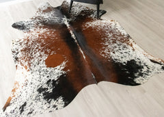 (Rare) Salt Pepper Tri-Color Cowhide Rug (Size: 220 X 210 CM) CHR2624