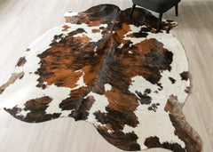 Exotic Tricolor Cowhide Rug (Size: 250 X 210 CM) CHR2626
