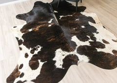(Rare) Exotic Tricolor Cowhide Rug (Size: 250 X 210 CM) CHR1832