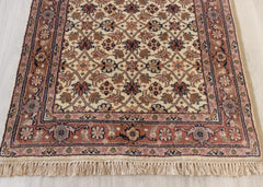 Oriental Agra Hand-Knotted Floral Wool Hallway Runner Rug – 90 x 160 cm