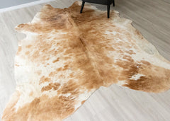 Beige And White Cowhide Rug (Size: 240 X 200 CM) CHR2324