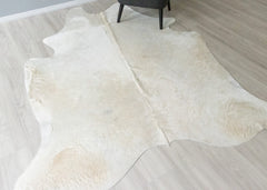 (Rare) Off White Cowhide Rug (Size: 250 X 200 CM) CHR2024