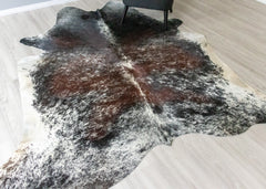 Salt Pepper Tri-Color Cowhide Rug (Size: 250 X 210 CM) CHR2312