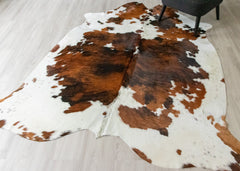 Exotic Tricolor Cowhide Rug (Size: 250 X 200 CM) CHR2328